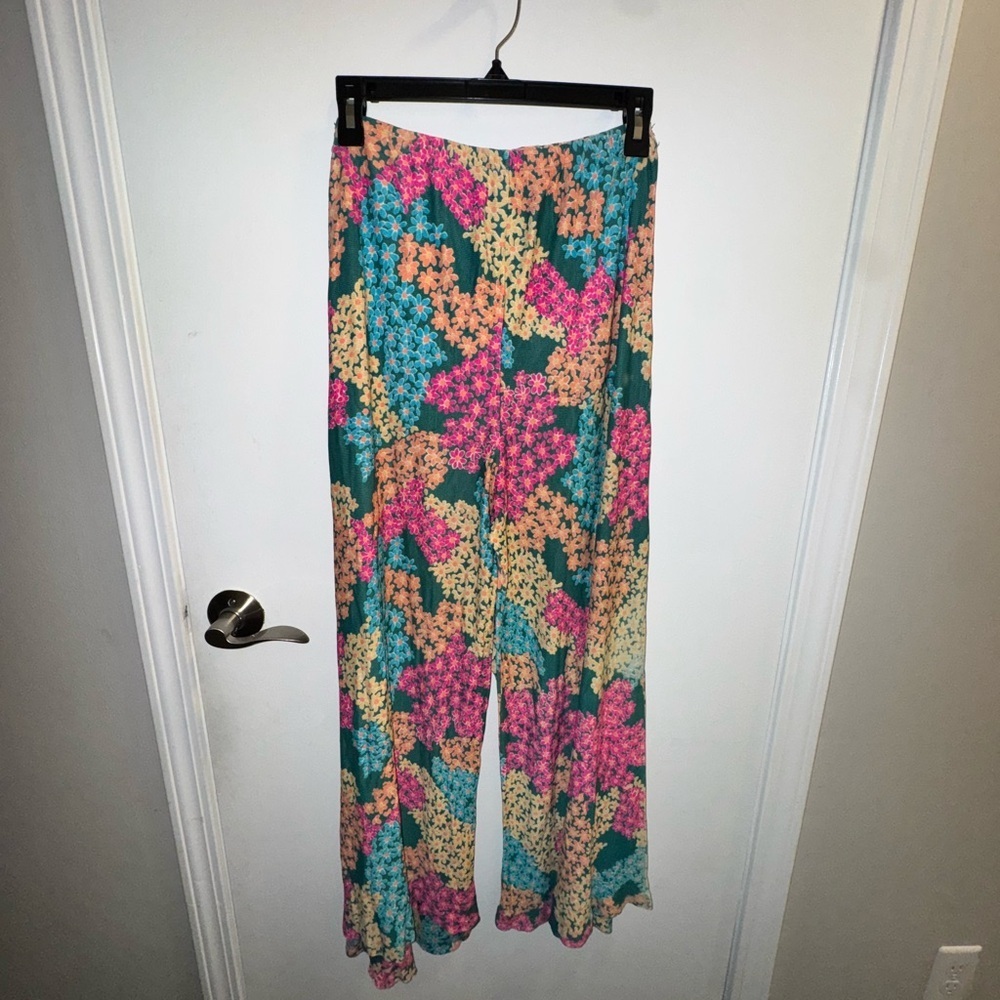 True Vintage Made in USA 1970s Floral Wide-Leg Flare Pants - Picture 5 of 10